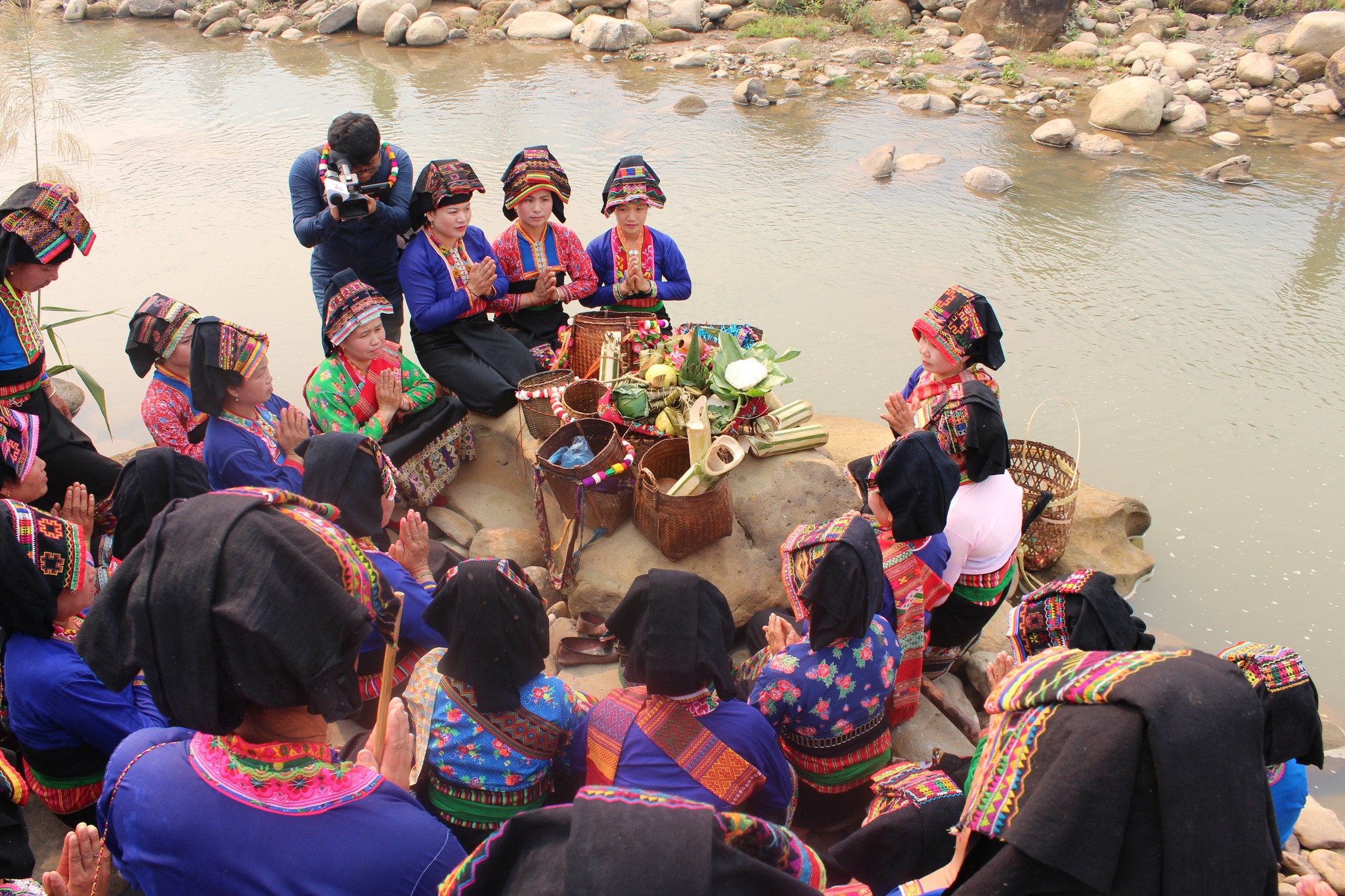 Lễ hội Tết té nước (Bun Huột Nặm) xã Núa Ngam